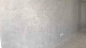 can you microcement over tiles