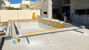 screed vs concrete floor