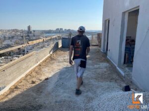 what is a turnkey contractor